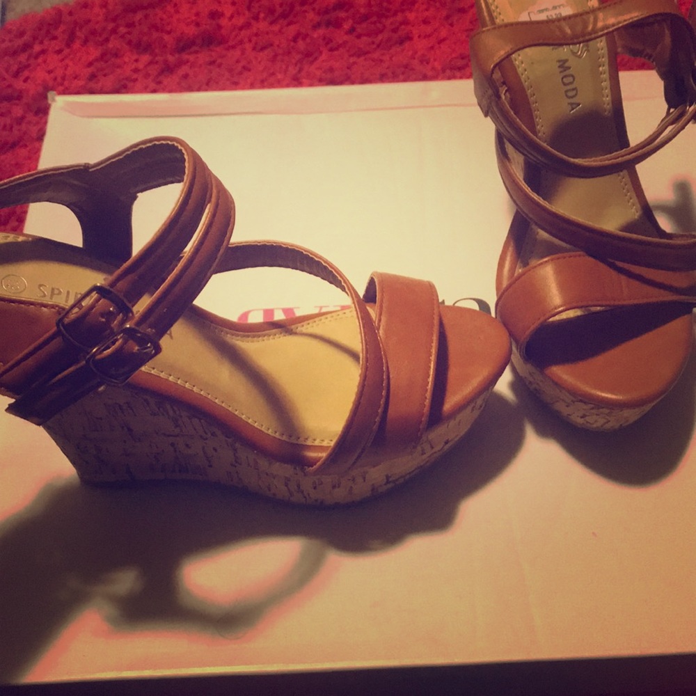 Brown Strapped wedges